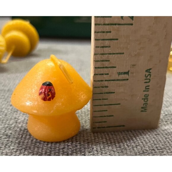 Vintage 1983 Avon Nature’s Fresh Petite Mushroom Candles w/ Holder NOS - Picture 6 of 15